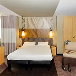Ibis Longwy Hotel 3*