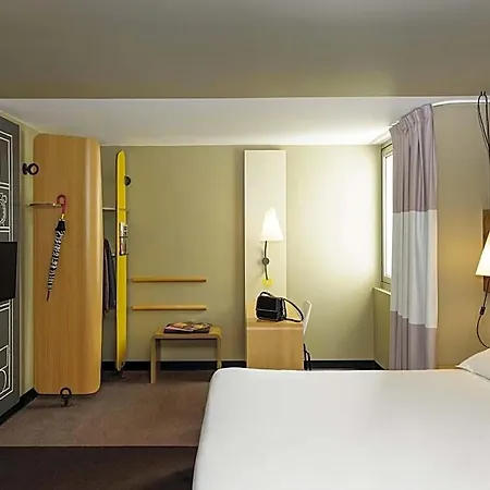 Ibis Longwy מלון Mexy